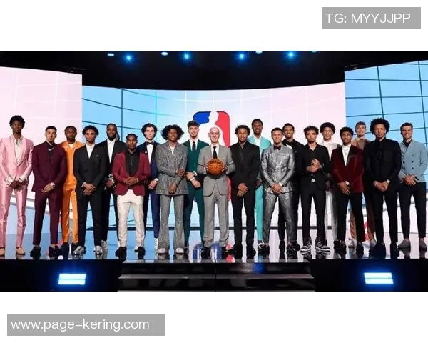 凯德坎宁安的崛起与未来展望：篮球天才的成长之路与挑战